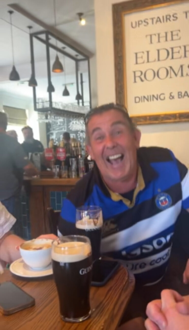 Partying with Bath Rugby Fans at The Hunstman!