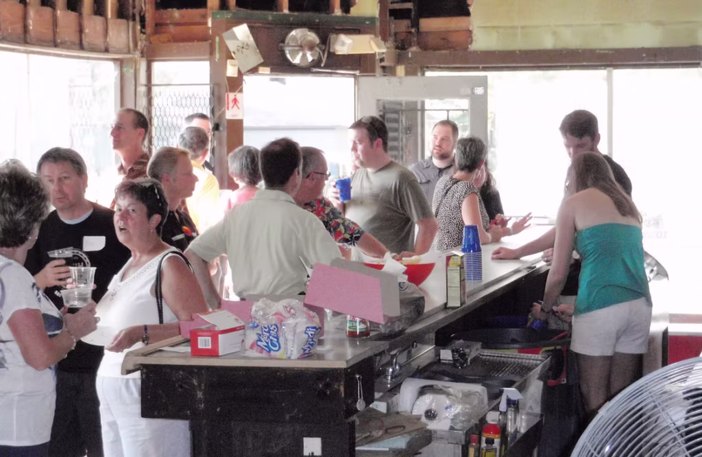 Fifth Street Brewpub member recruiting